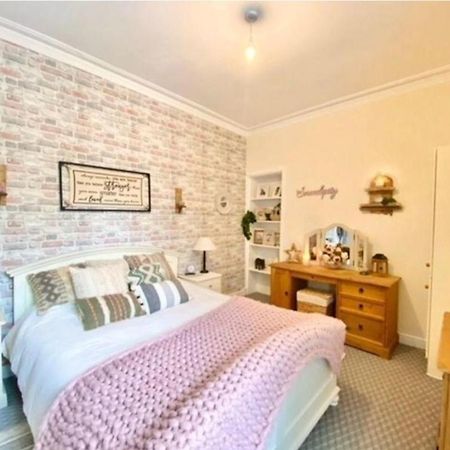 Entire, Main Door, Pet Friendly, Home Away From Home, East Ayrshire Newmilns ภายนอก รูปภาพ